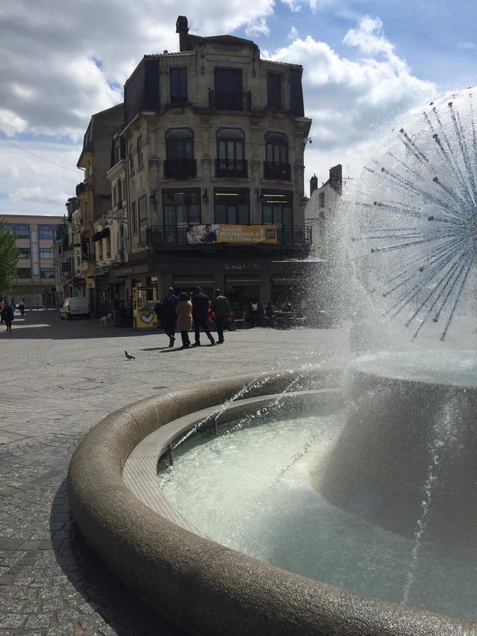 Le Monopole Hotel Reims Bagian luar foto