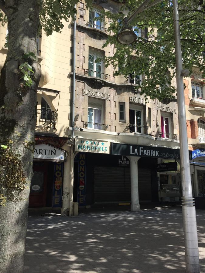 Le Monopole Hotel Reims Bagian luar foto